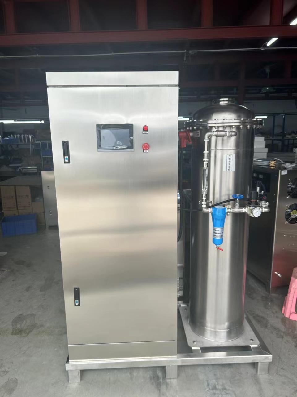 廣州大型臭氧設(shè)備廠家公斤級(jí)臭氧發(fā)生器1500g/h臭氧機(jī)